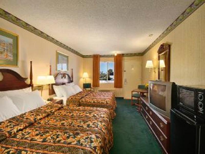 Buena Park Inn Δωμάτιο φωτογραφία